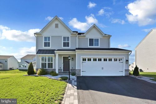28 Long Bend Dr, CARLISLE, PA, 17015-8010 | Card Image