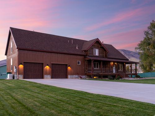 7768 E 1075 N, Huntsville, UT, 84317-9655 | Card Image