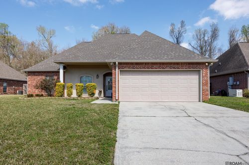 39138 Balmoral Dr, Prairieville, LA, 70769-4856 | Card Image