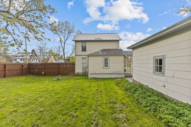 107 Fairfield St, House other with 3 bedrooms, 2 bathrooms and null parking in Saint Albans VT | Image 23