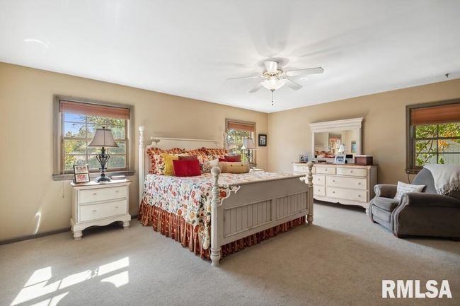 1570 N Academy St, House other with 5 bedrooms, 4 bathrooms and null parking in Galesburg IL | Image 40