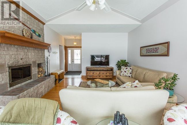 1178 Sailors Encampment Dr, Home with 3 bedrooms, 2 bathrooms and null parking in Richards Landing ON | Image 15