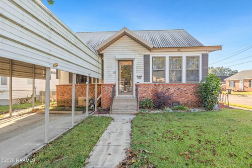 629 Weeks St, New Iberia, LA, 70560-5544 | Card Image