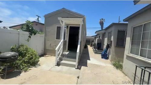 3772 Menlo Ave, San Diego, CA, 92105-2826 | Card Image