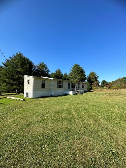 11293 Hollywood Glace Rd., Union, WV, 24983 | Card Image