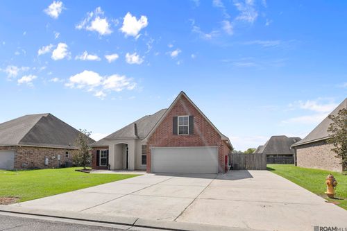 42500 Wynstone Dr, Prairieville, LA, 70769-6395 | Card Image