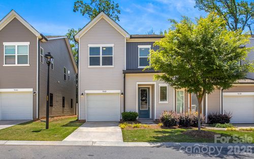 9142 Widden Way, Charlotte, NC, 28269-4931 | Card Image