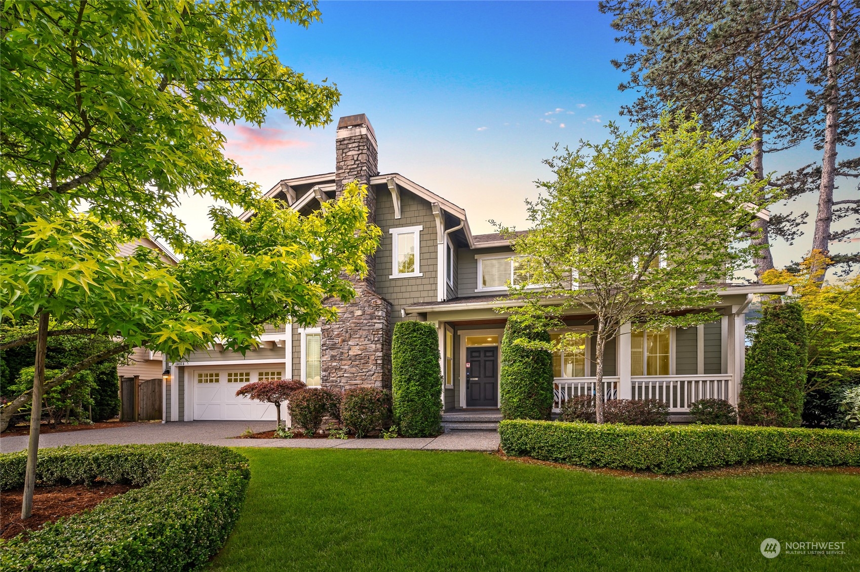 28th Pl, Bellevue, WA 98004