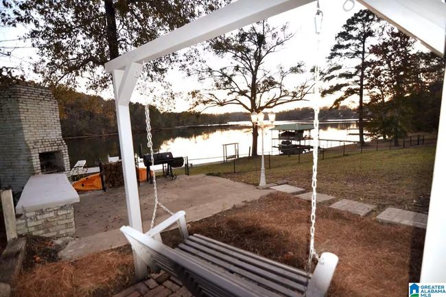 992 Clear Creek Dr, House other with 4 bedrooms, 2 bathrooms and null parking in Alpine AL | Image 4