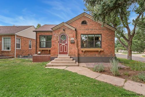 400 W 1st Ave, Cheyenne, WY, 82001-1206 | Card Image