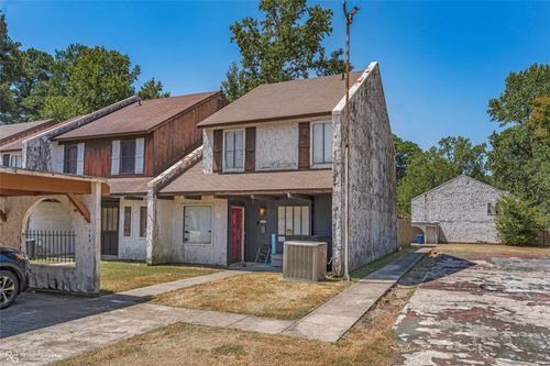 748 Highland Square Dr, Shreveport, LA, 71107-3202 | Card Image