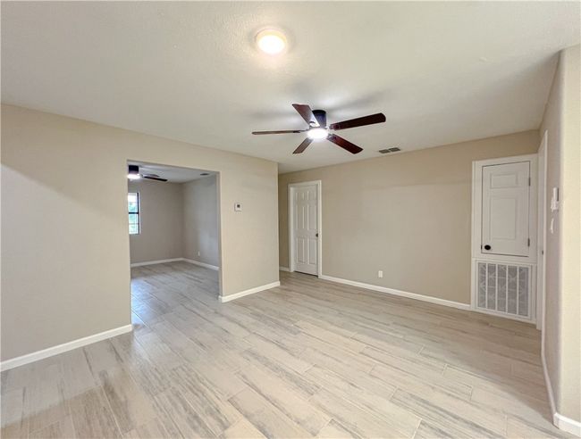 201 Monterrey St, House other with 4 bedrooms, 2 bathrooms and null parking in Alice TX | Image 7
