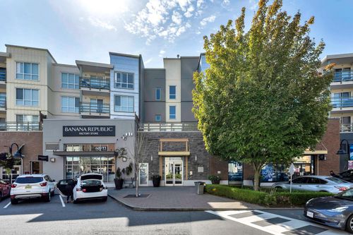 211-15735 Croydon Dr, Surrey, BC, V3Z2L5 | Card Image
