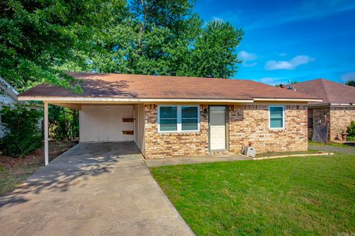 219 S Center St, Conway, AR, 72034-6912 | Card Image