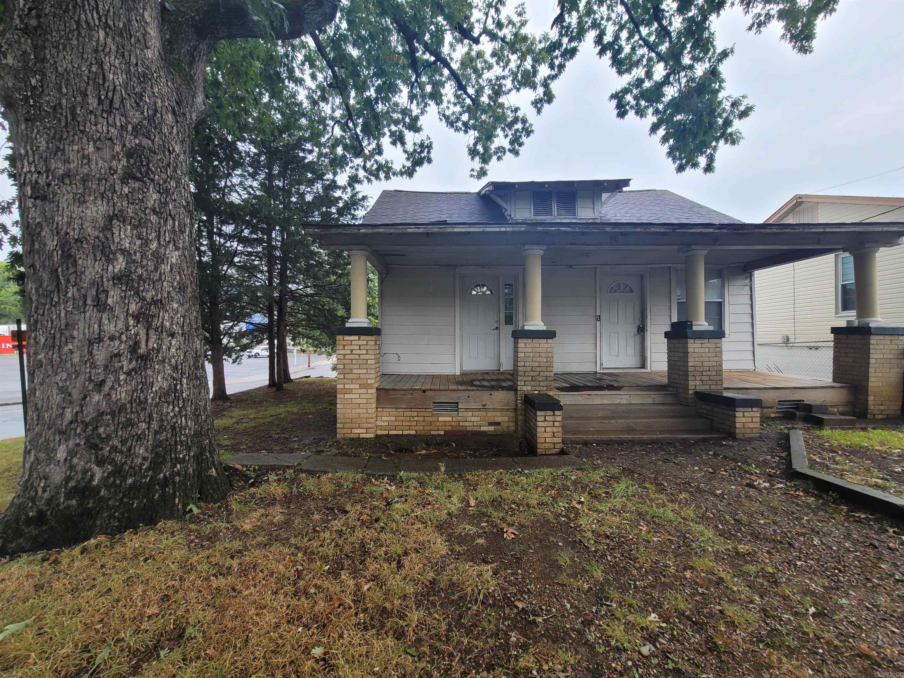 Liberty St, Hot Springs, AR 71913