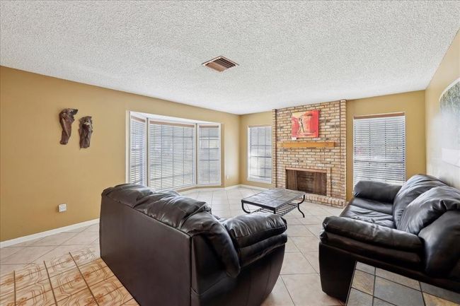 1625 Lindenwood Dr, House other with 4 bedrooms, 4 bathrooms and 3 parking in Orange TX | Image 7