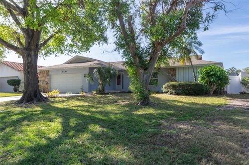 8134 Bayshore Dr, SEMINOLE, FL, 33776-3339 | Card Image