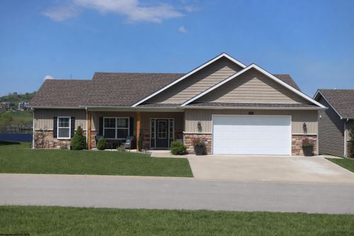 309 Sunbury Ln, Bridgeport, WV, 26330-7864 | Card Image