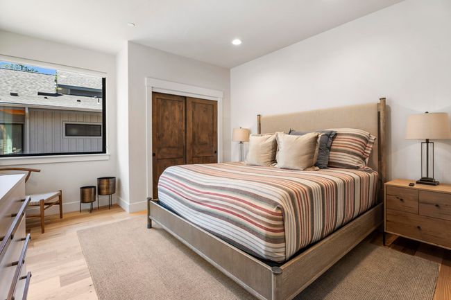 30-Bedroom | Image 19
