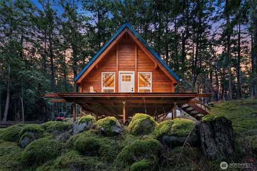 436 Marine Ln, Friday Harbor, WA, 98250-9036 | Card Image