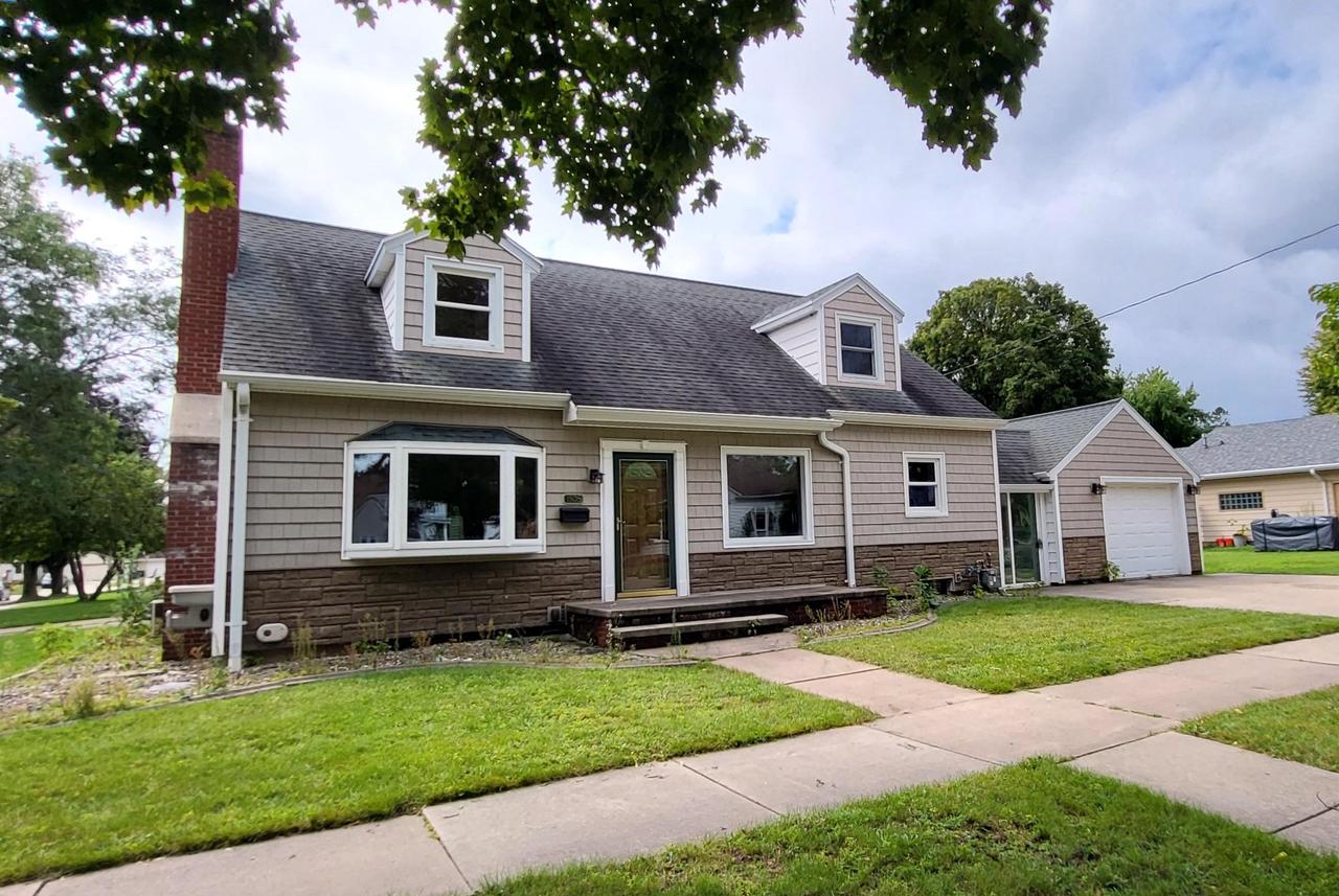 Commercial St, Appleton, WI 54914