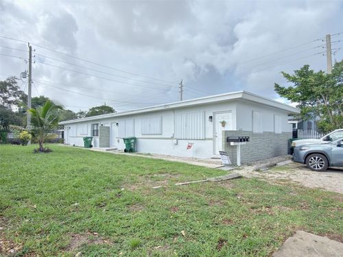 apt-3-1010 Opa Locka Blvd, Opa-Locka, FL, 33054-3925 | Card Image