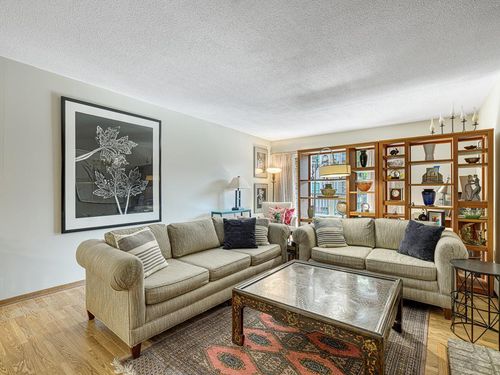 apt-202-2220 Midland Grove Rd, Roseville, MN, 55113-3862 | Card Image