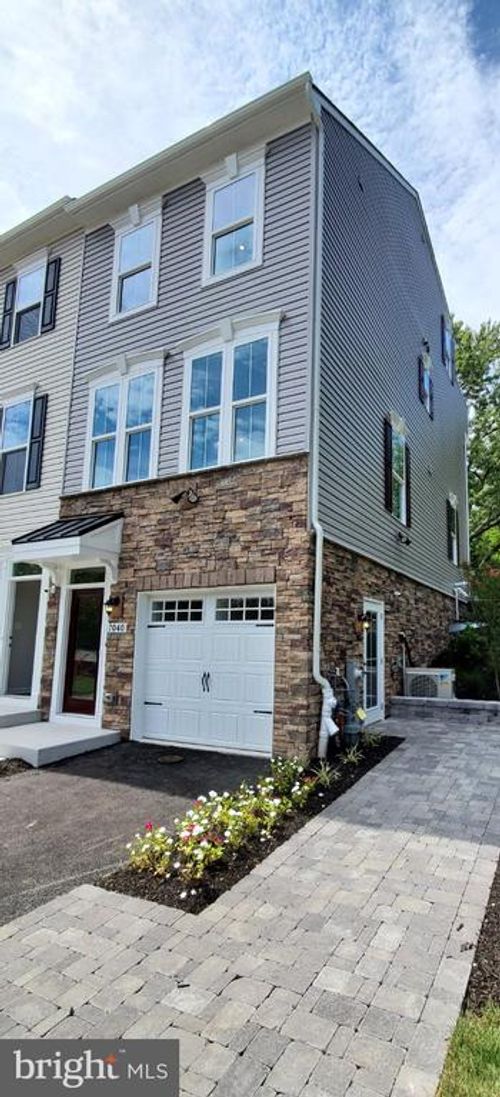 7040 Cedar Ave, ELKRIDGE, MD, 21075-6307 | Card Image