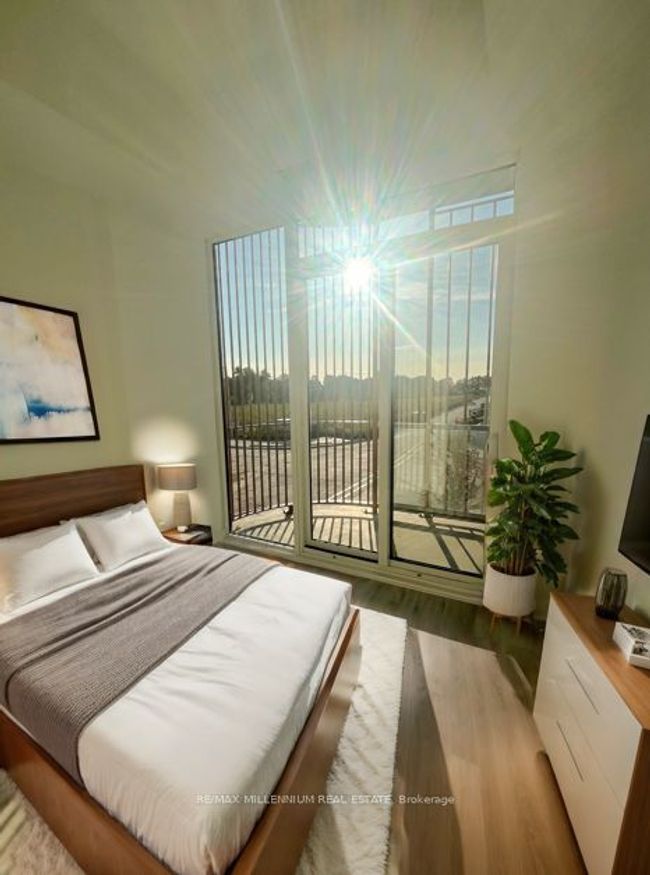 101 - 220 Missinnihe Way, Condo with 4 bedrooms, 3 bathrooms and null parking in Mississauga ON | Image 12