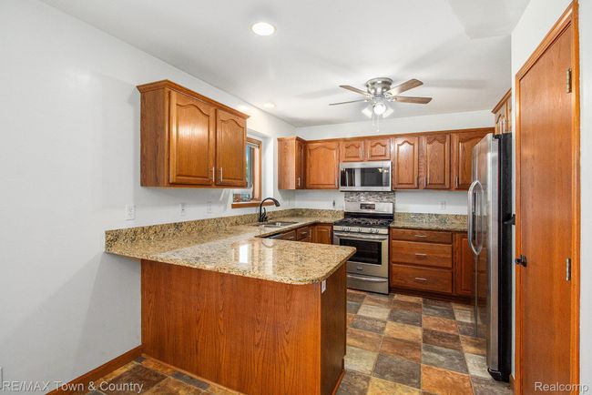 011_img_8079_132.jpg | Image 10