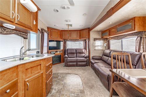 0 Yucca St, Hesperia, CA, 92345 | Card Image