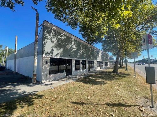 29916 Ford Rd, Garden City, MI, 48135-2320 | Card Image