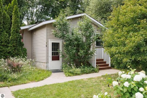 78 E Dusty Ln, Maple City, MI, 49664-8707 | Card Image