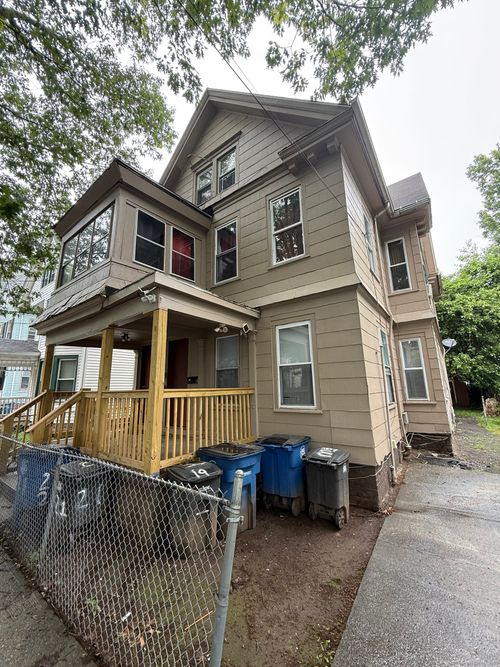 19 Bassett Street, New Haven, CT, 06511 | Card Image
