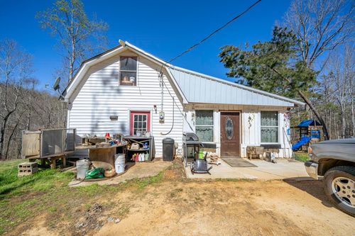 590 Burks Rd, Savannah, TN, 38372-6129 | Card Image