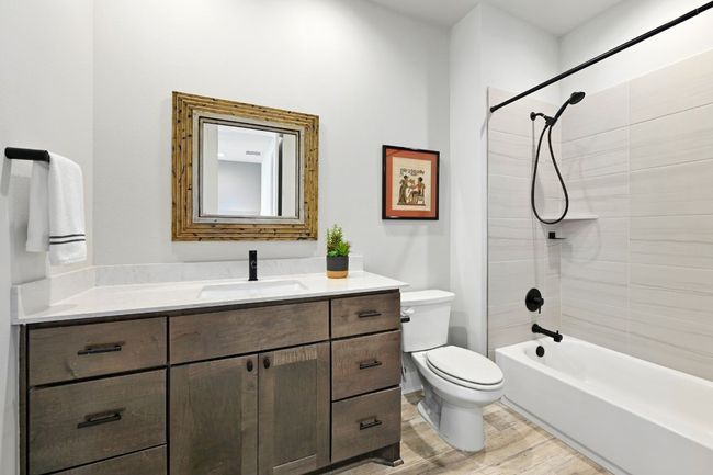 Ensuite bathroom features elegant selections. | Image 24