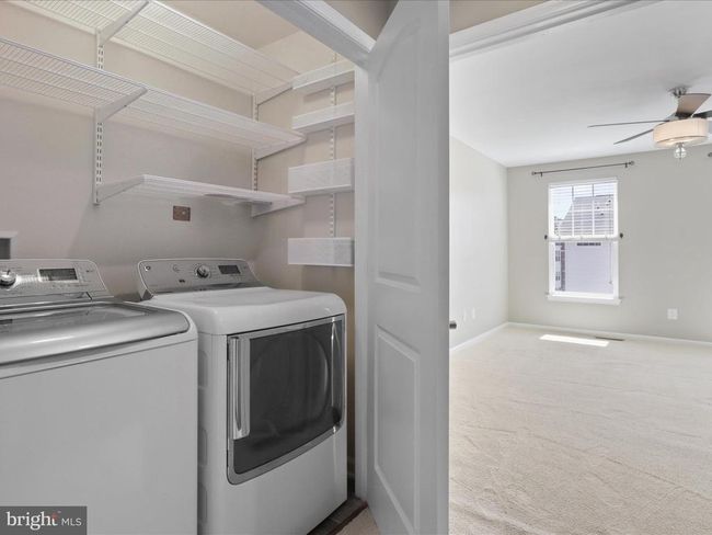 43965 Eastgate View Dr, Townhouse with 4 bedrooms, 3 bathrooms and null parking in CHANTILLY VA | Image 41