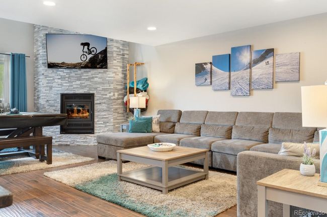 APT-5 - 110 E Beaver Creek Blvd, Condo with 3 bedrooms, 3 bathrooms and 2 parking in Avon CO | Image 4