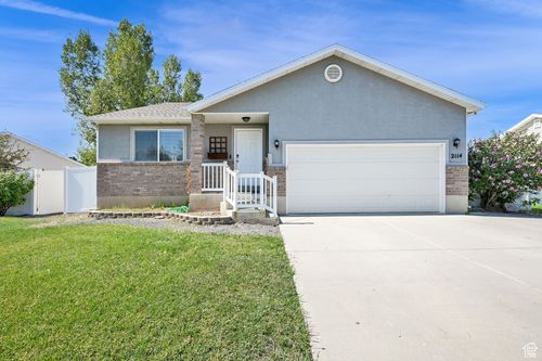 2114 S 825 E, Clearfield, UT, 84015-6246 | Card Image