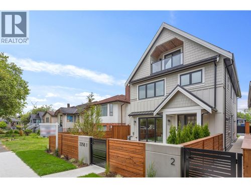 2-2258 Napier Street, Vancouver, BC, V5L2P2 | Card Image