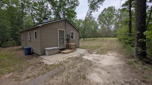 17127 Cheyne Rd, Wellston, MI, 49689-9733 | Card Image