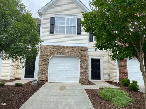 545 Writers Way, Morrisville, NC, 27560-5777 | Card Image