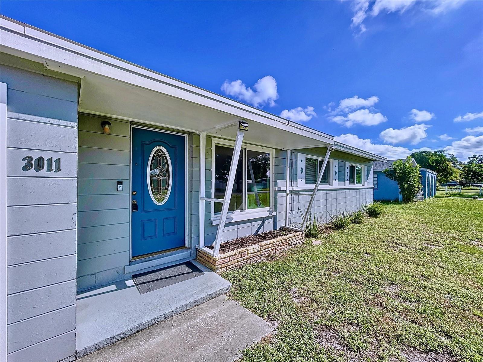 52nd Avenue Dr, Bradenton, FL 34207