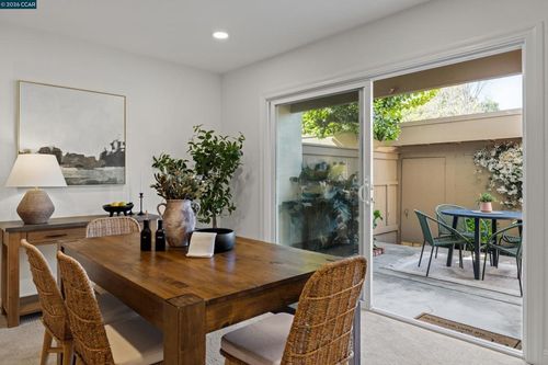 1900 Pomar Way, Walnut Creek, CA, 94598-1423 | Card Image