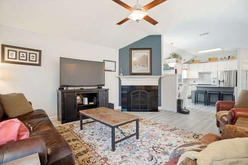 6101 Berkshire Rd, Mckinney, TX, 75072-9117 | Card Image