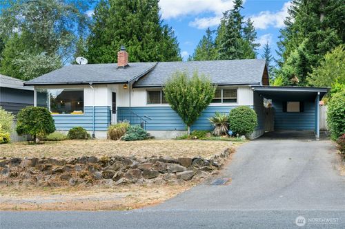 1572 Ne 170th St, Shoreline, WA, 98155-6019 | Card Image
