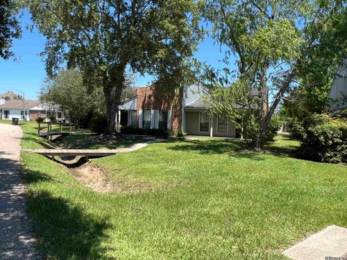 5109 Cumberland Cove Dr, Baton Rouge, LA, 70817-2286 | Card Image