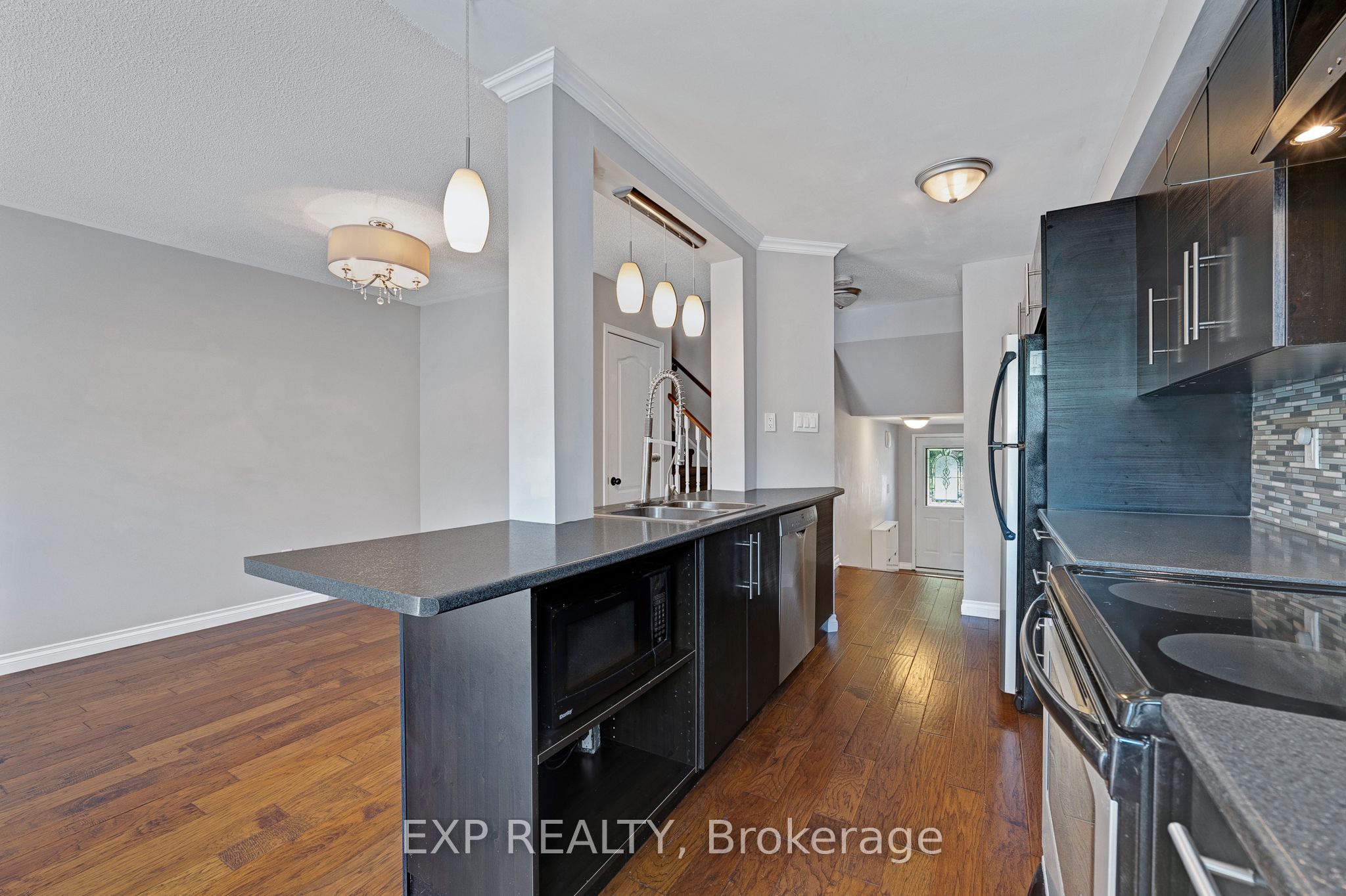 Residential Lease in Aurora 5
