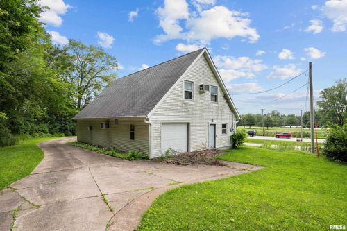 242 S State Ave, Hampton, IL, 61256-9638 | Card Image