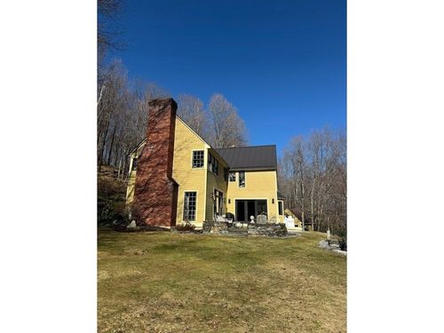 911 Williams Hill Rd, Richmond, VT, 05477-9465 | Card Image